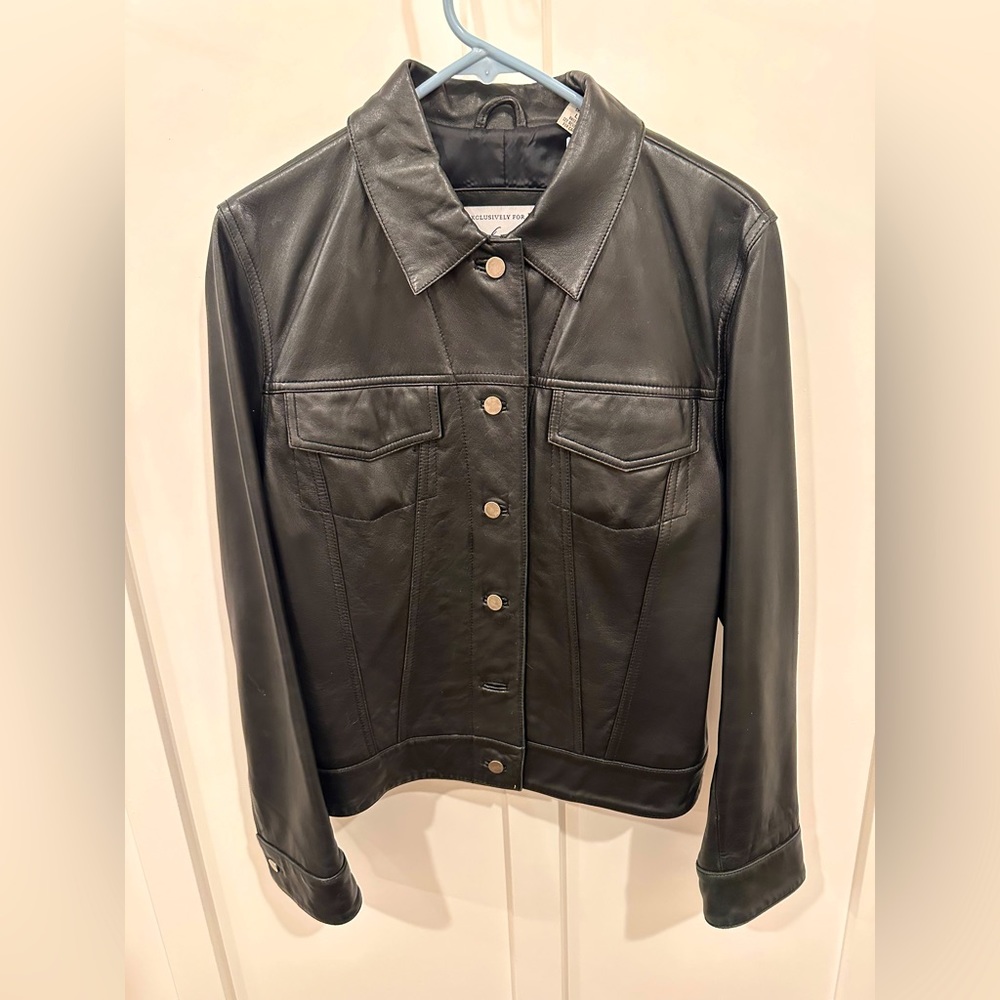 Black leather jacket Women’s Size Large Lord & Taylor